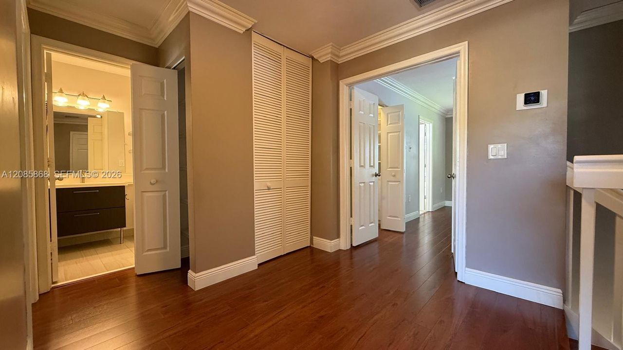 В аренду: $3,650 (3 спален, 2 ванн, 1758 Квадратных фут)