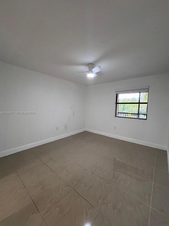 В аренду: $2,450 (2 спален, 2 ванн, 1053 Квадратных фут)