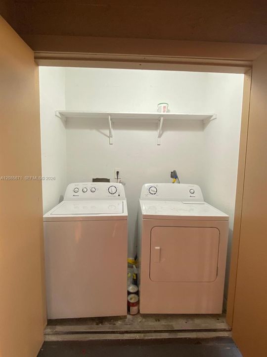 В аренду: $2,450 (2 спален, 2 ванн, 1053 Квадратных фут)