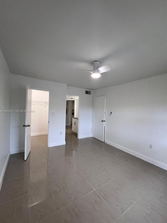 В аренду: $2,450 (2 спален, 2 ванн, 1053 Квадратных фут)