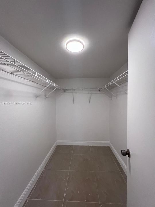 В аренду: $2,450 (2 спален, 2 ванн, 1053 Квадратных фут)