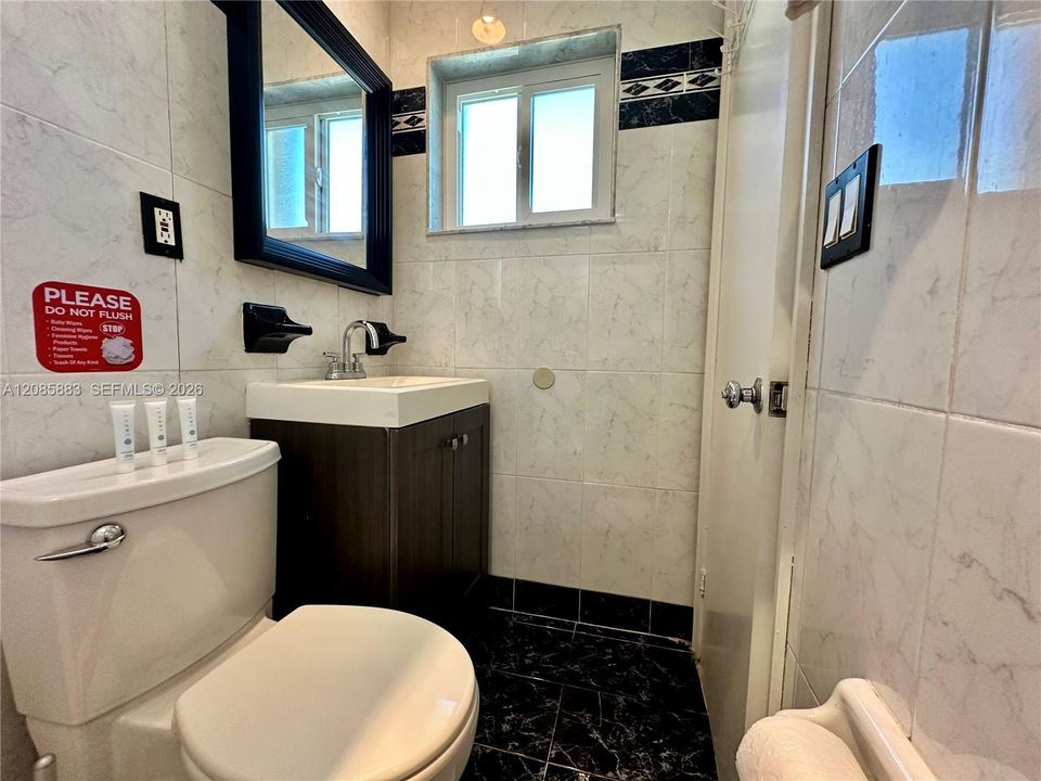 В аренду: $1,550 (1 спален, 1 ванн, 0 Квадратных фут)