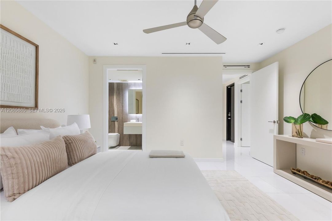 En Venta: $4,500,000 (3 camas, 3 baños, 1866 Pies cuadrados)