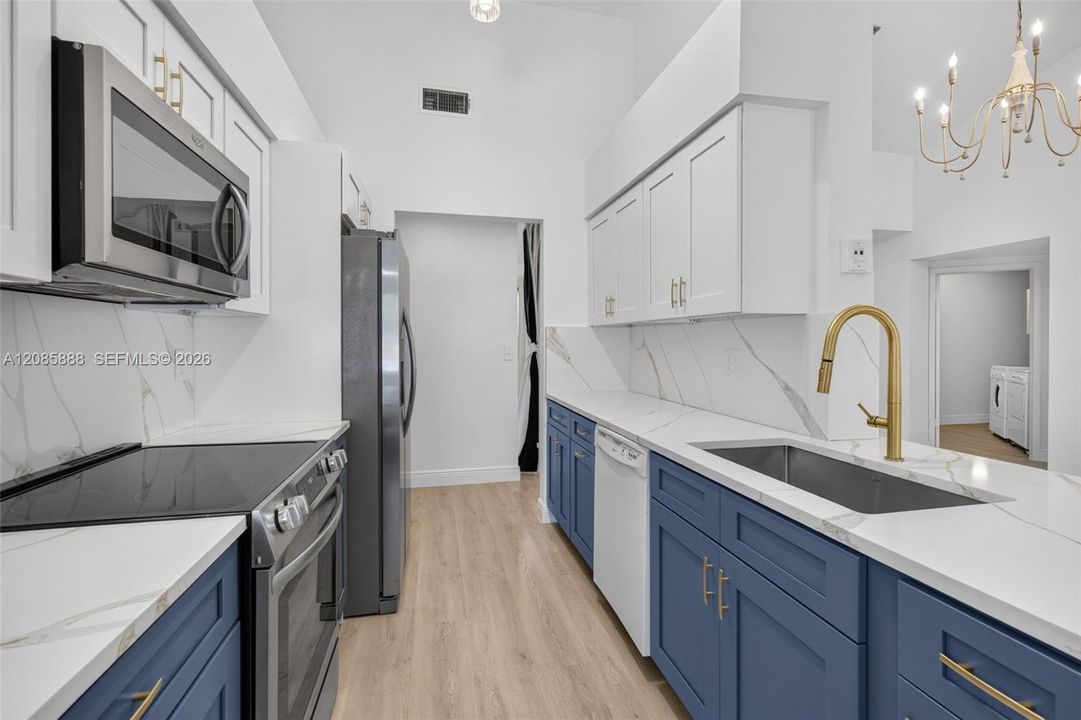 For Sale: $430,000 (3 beds, 2 baths, 1510 Square Feet)