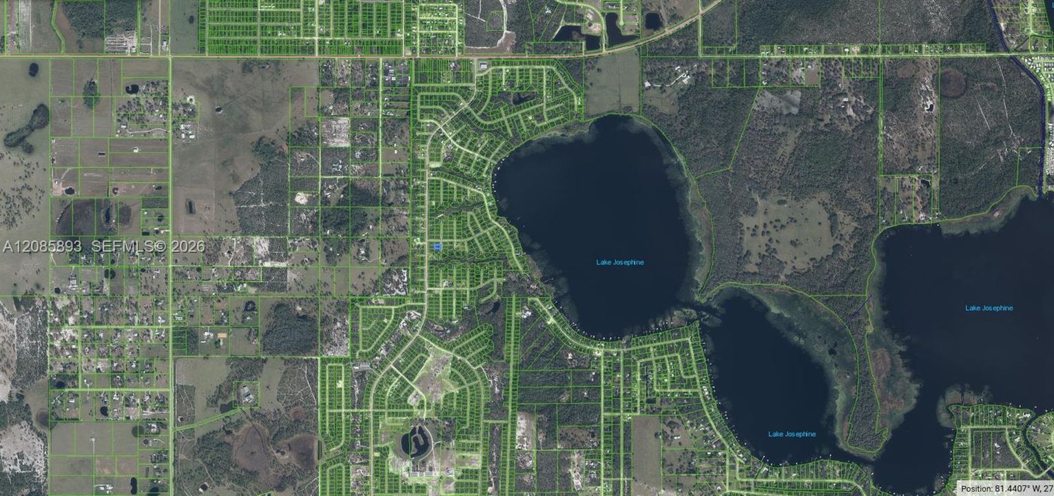 На продажу: $12,900 (0.23 acres)