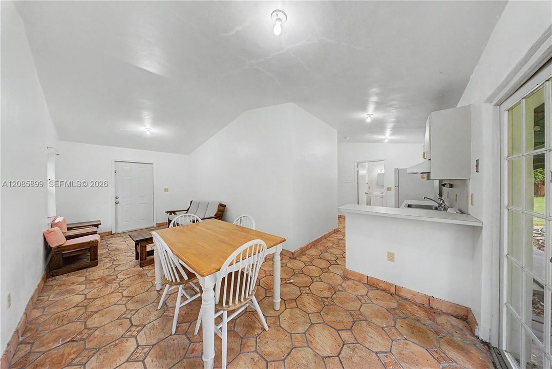 En Renta: $5,500 (1 camas, 1 baños, 720 Pies cuadrados)