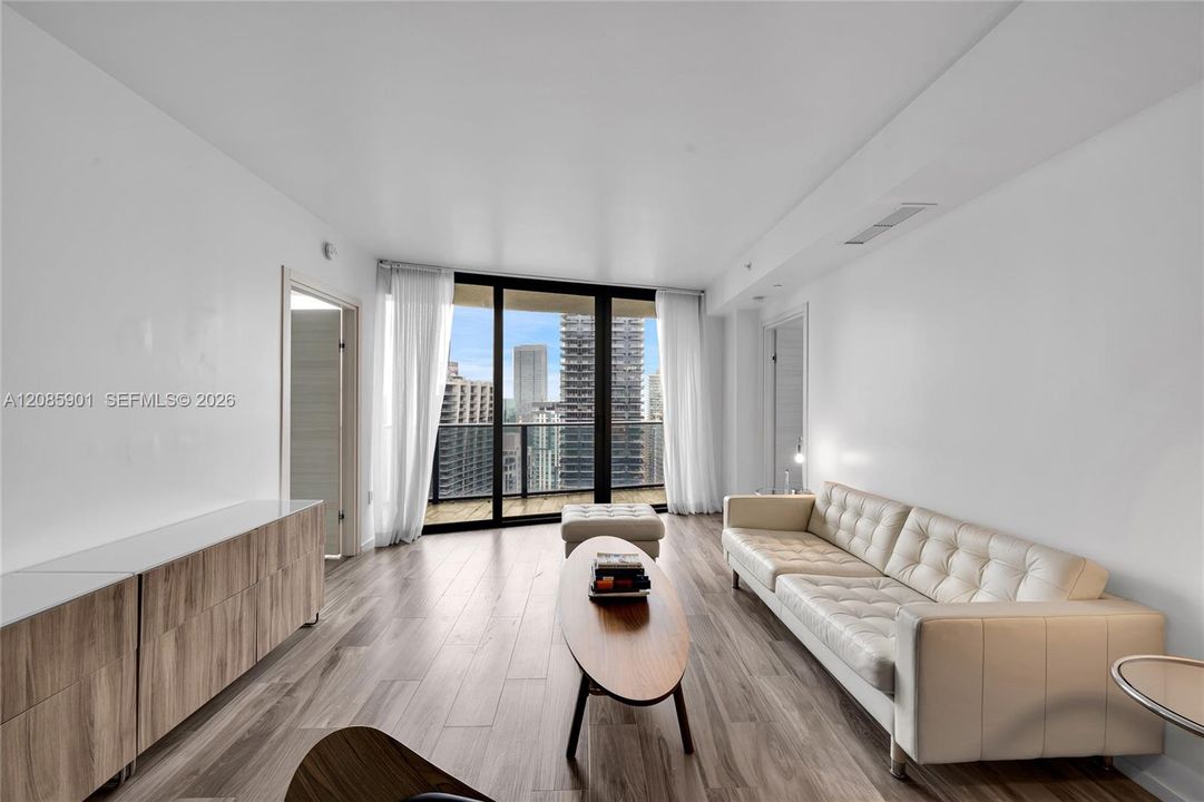En Renta: $6,400 (2 camas, 2 baños, 1119 Pies cuadrados)