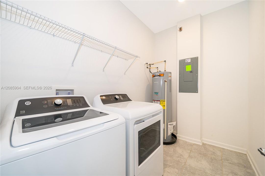 En Venta: $380,000 (3 camas, 3 baños, 0 Pies cuadrados)