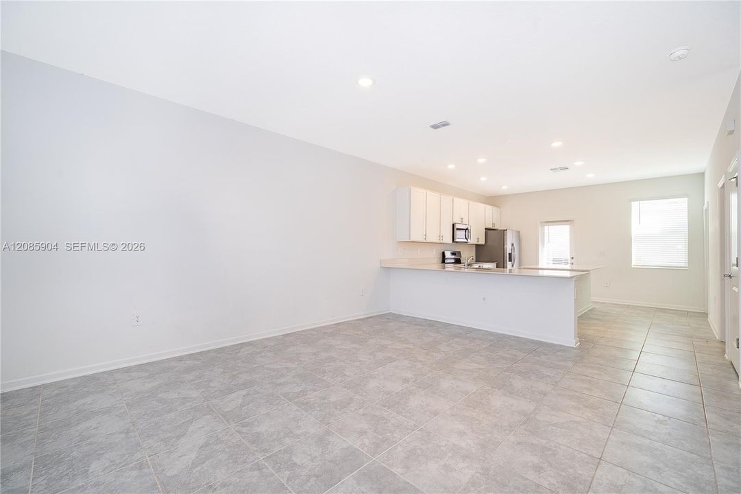 En Venta: $380,000 (3 camas, 3 baños, 0 Pies cuadrados)