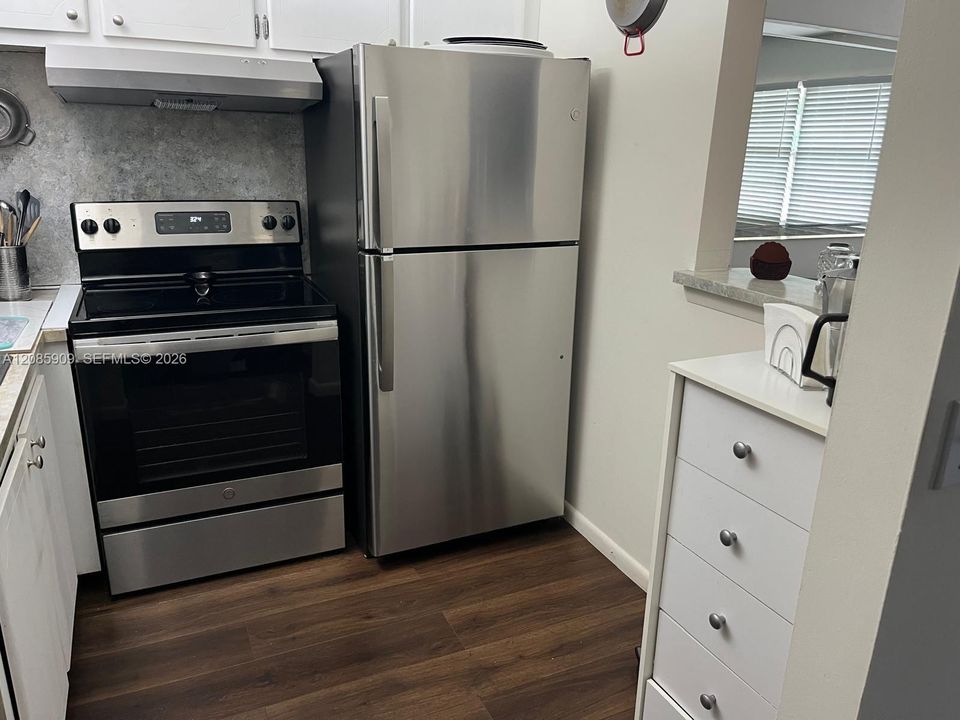 В аренду: $1,450 (1 спален, 1 ванн, 585 Квадратных фут)