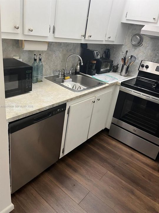 В аренду: $1,450 (1 спален, 1 ванн, 585 Квадратных фут)