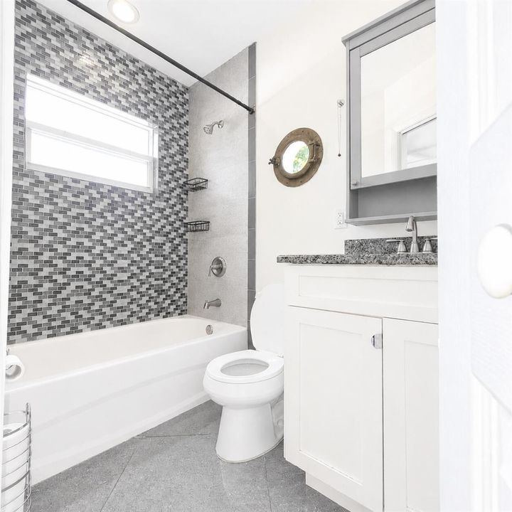full bath