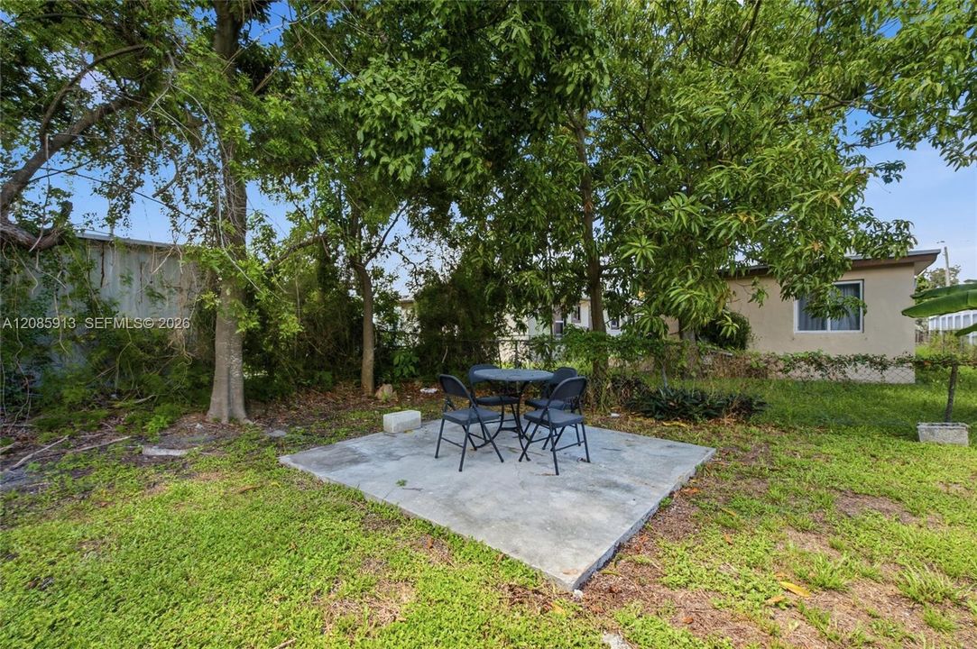 En Venta: $460,000 (3 camas, 2 baños, 1060 Pies cuadrados)