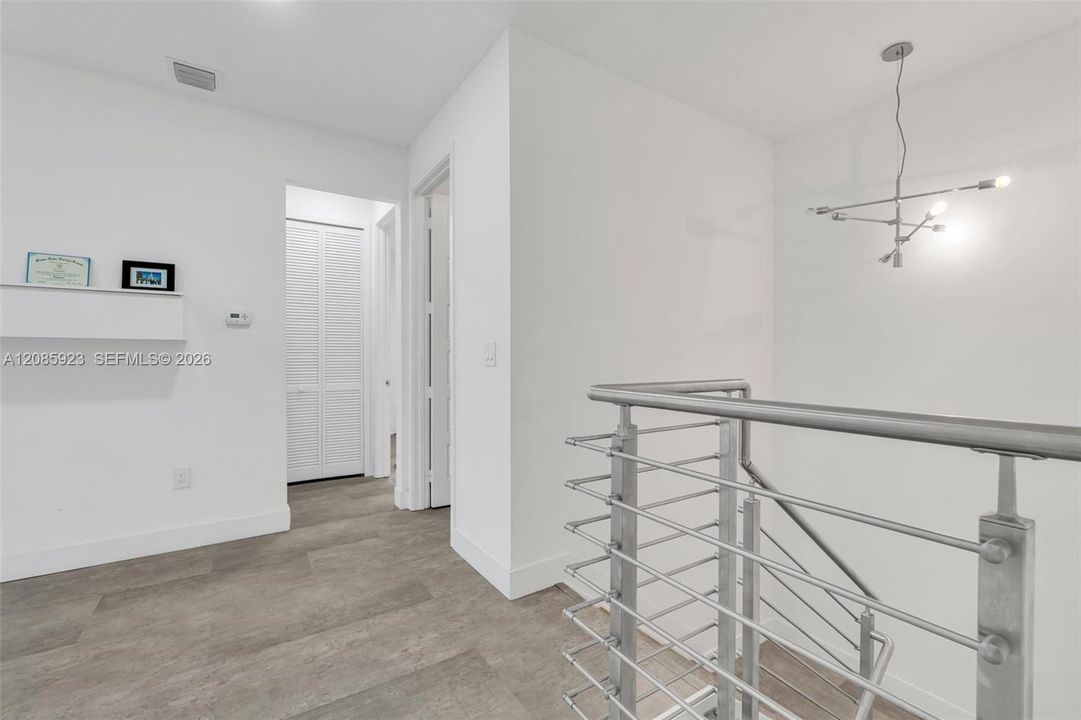 For Sale: $970,000 (6 beds, 3 baths, 3128 Square Feet)