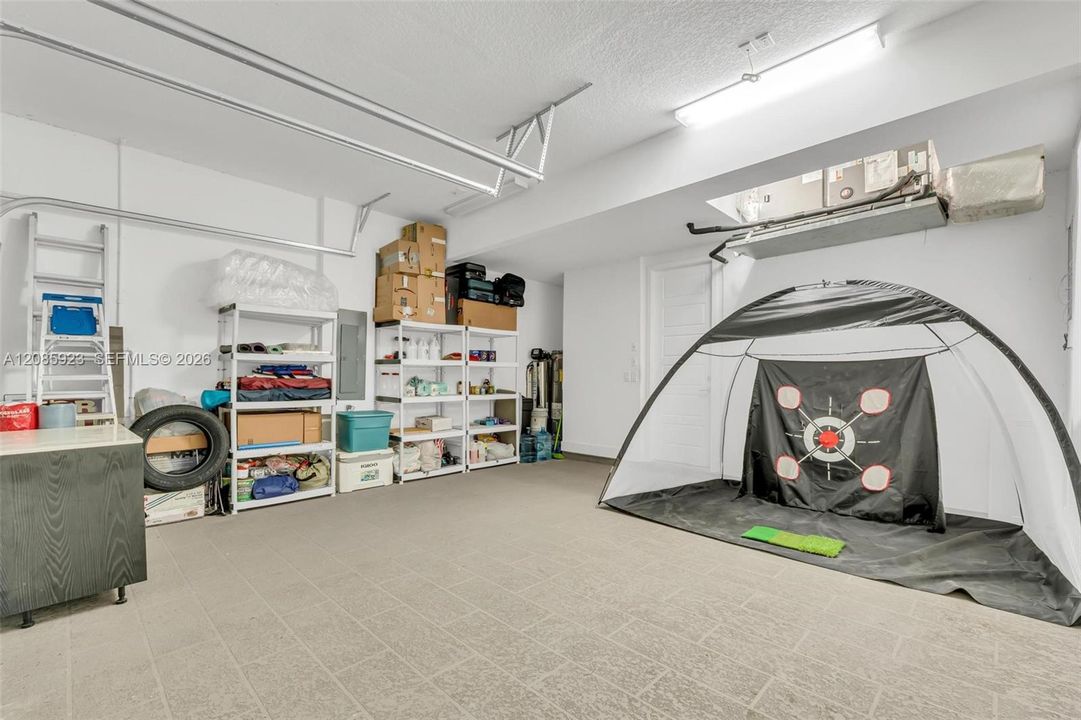 For Sale: $970,000 (6 beds, 3 baths, 3128 Square Feet)