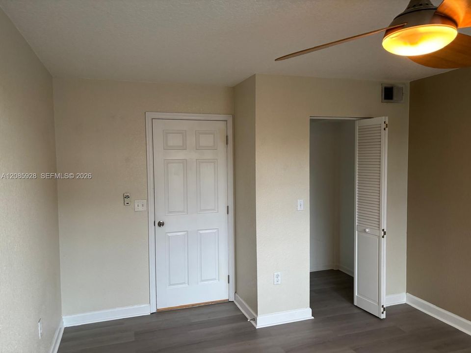 For Rent: $2,200 (2 beds, 2 baths, 1066 Square Feet)