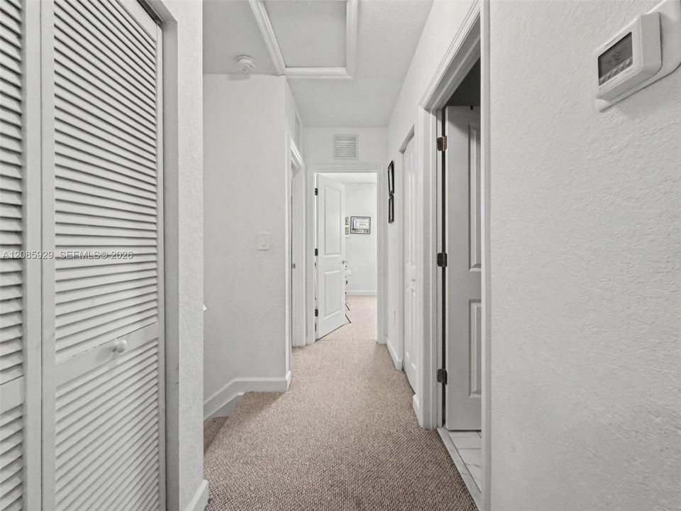 For Sale: $372,000 (4 beds, 3 baths, 1338 Square Feet)