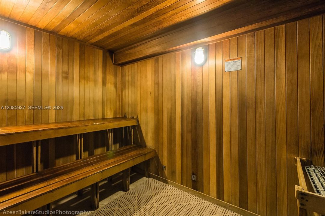For Rent: $3,500 (2 beds, 2 baths, 1105 Square Feet)