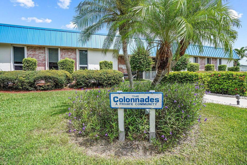 Colonnades Community