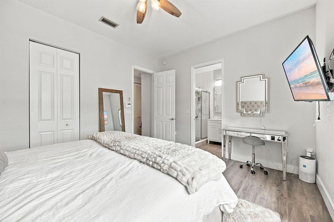 30-web-or-mls-506-ne-7th-ave-1