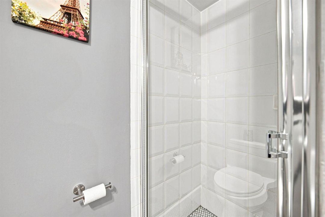 15-web-or-mls-506-ne-7th-ave-1