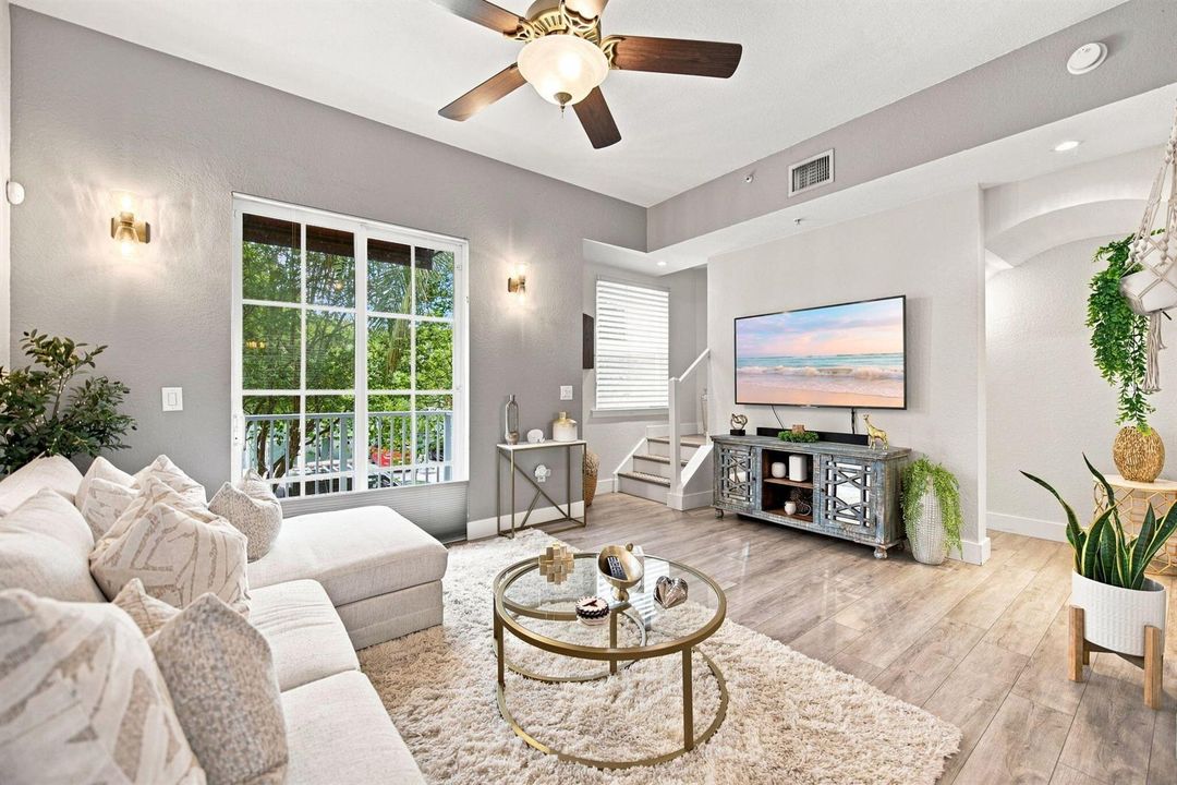 17-web-or-mls-506-ne-7th-ave-1