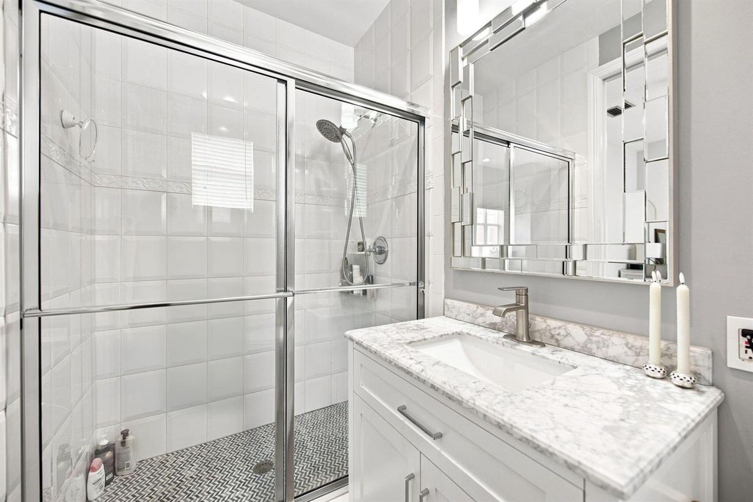 32-web-or-mls-506-ne-7th-ave-1