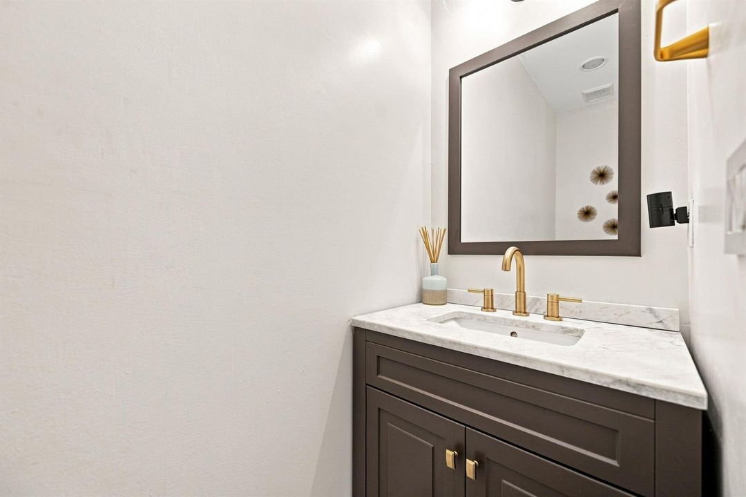 27-web-or-mls-506-ne-7th-ave-1