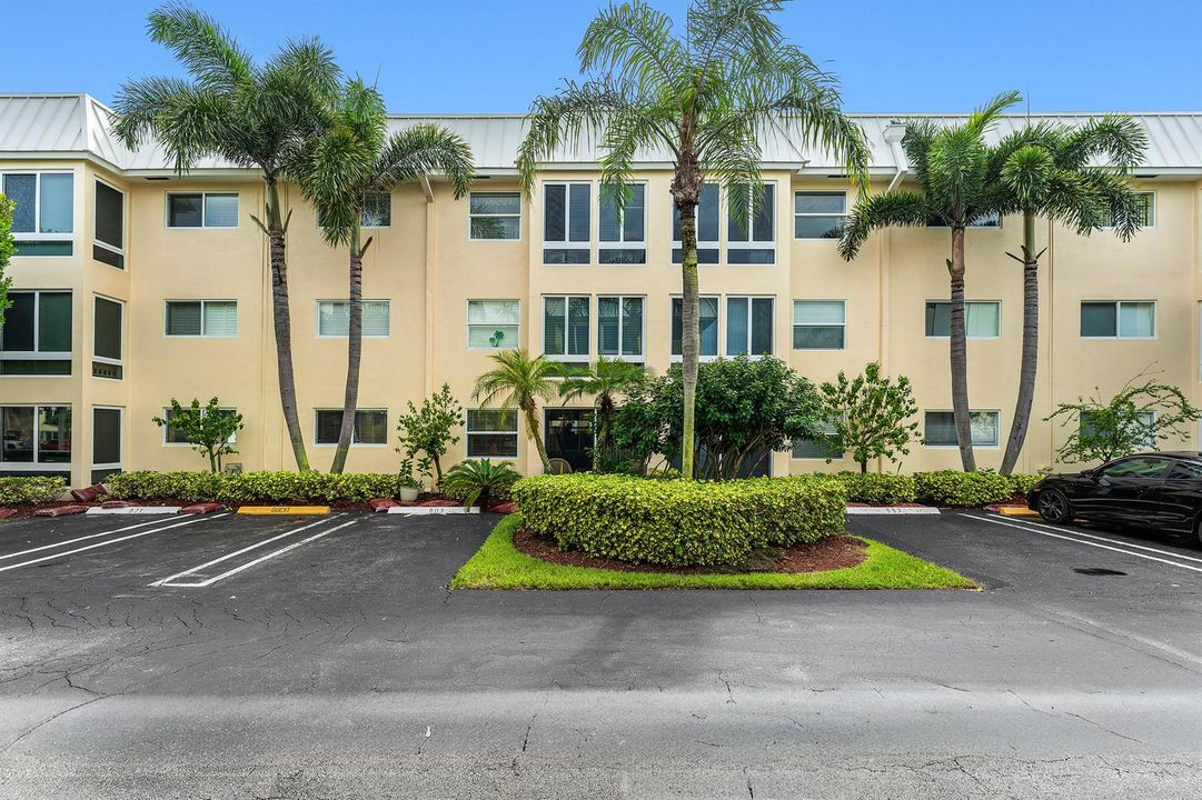 026-16ColonialClubDrive-BoyntonBeach-FL-
