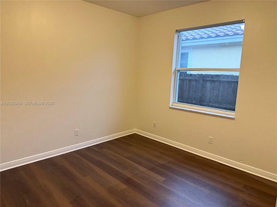 В аренду: $4,500 (4 спален, 3 ванн, 2089 Квадратных фут)