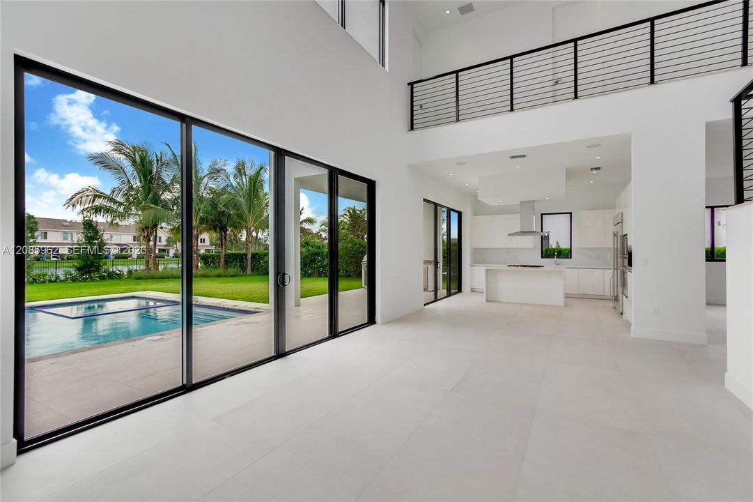 For Sale: $2,375,000 (5 beds, 5 baths, 3813 Square Feet)