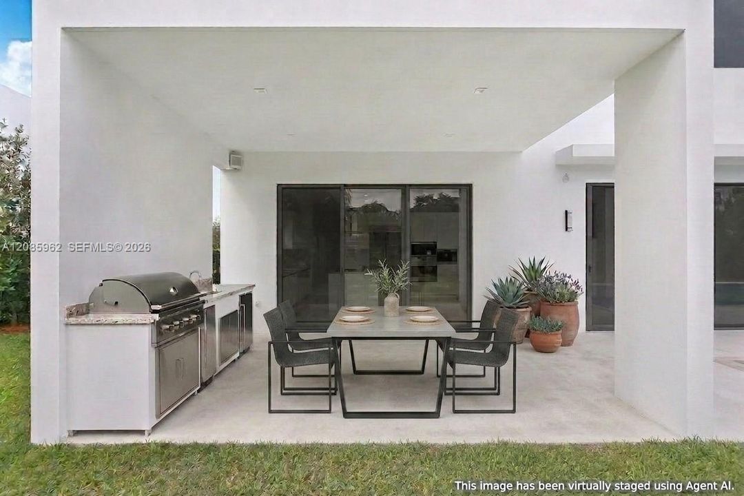 For Sale: $2,375,000 (5 beds, 5 baths, 3813 Square Feet)
