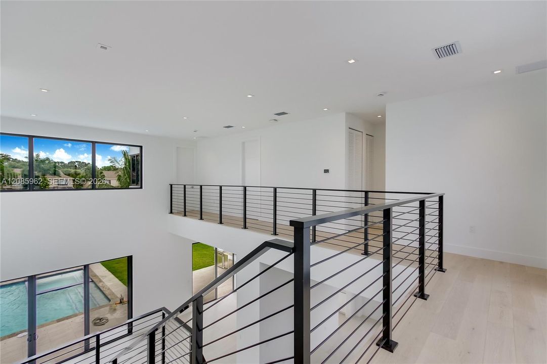 For Sale: $2,375,000 (5 beds, 5 baths, 3813 Square Feet)
