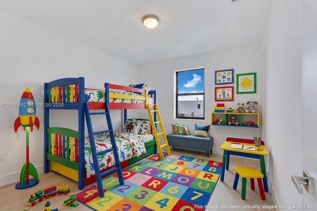 For Sale: $2,375,000 (5 beds, 5 baths, 3813 Square Feet)