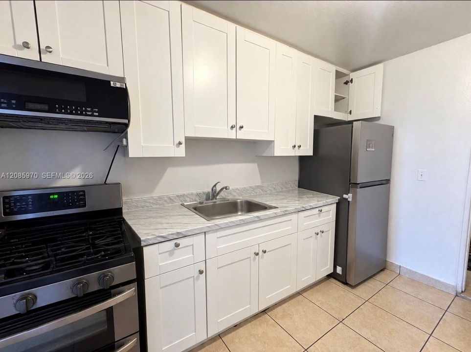 For Sale: $635,000 (3 beds, 2 baths, 1677 Square Feet)