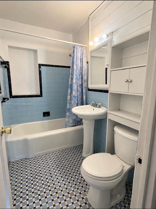 For Sale: $635,000 (3 beds, 2 baths, 1677 Square Feet)