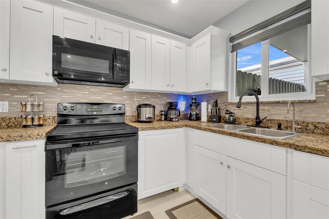 For Sale: $599,000 (0 beds, 0 baths, 1798 Square Feet)