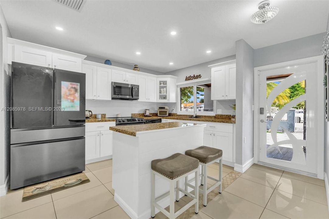For Sale: $599,000 (0 beds, 0 baths, 1798 Square Feet)