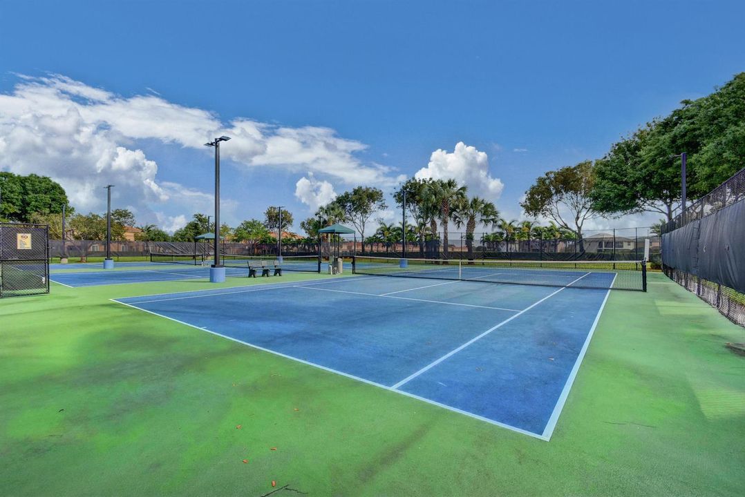 Tennis