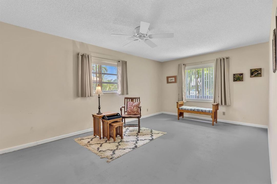 Guest bedroom