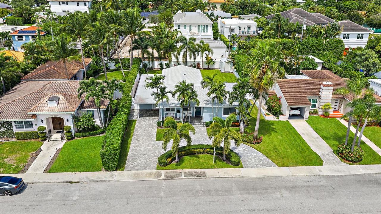243 Gray St-26