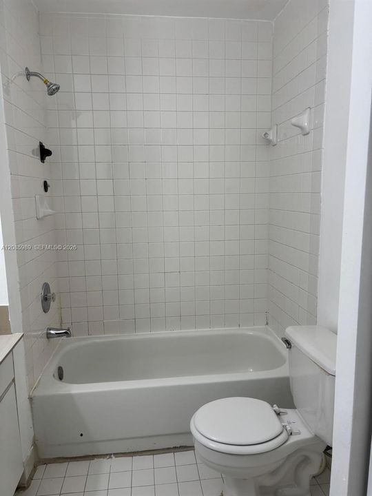 В аренду: $2,399 (3 спален, 2 ванн, 1150 Квадратных фут)