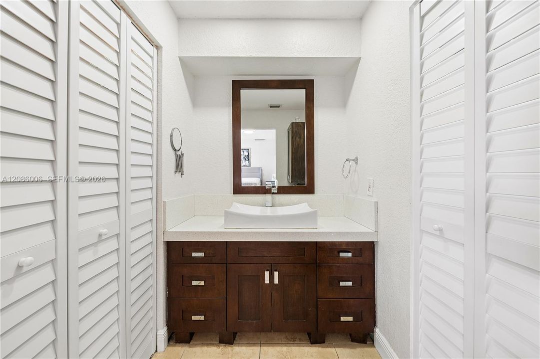 For Sale: $715,000 (4 beds, 2 baths, 2025 Square Feet)