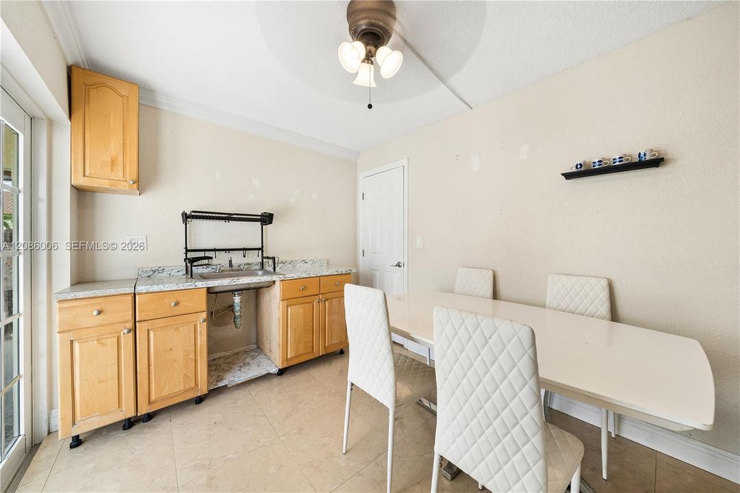 For Sale: $715,000 (4 beds, 2 baths, 2025 Square Feet)