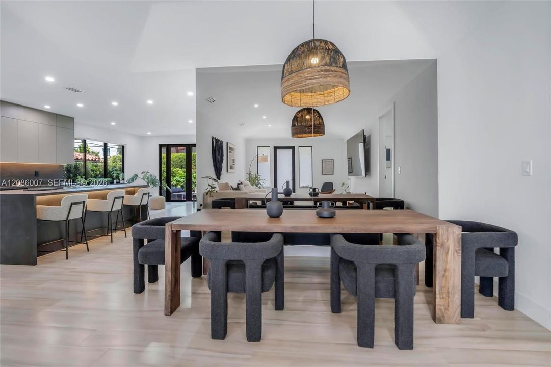 En Renta: $18,000 (4 camas, 2 baños, 1802 Pies cuadrados)