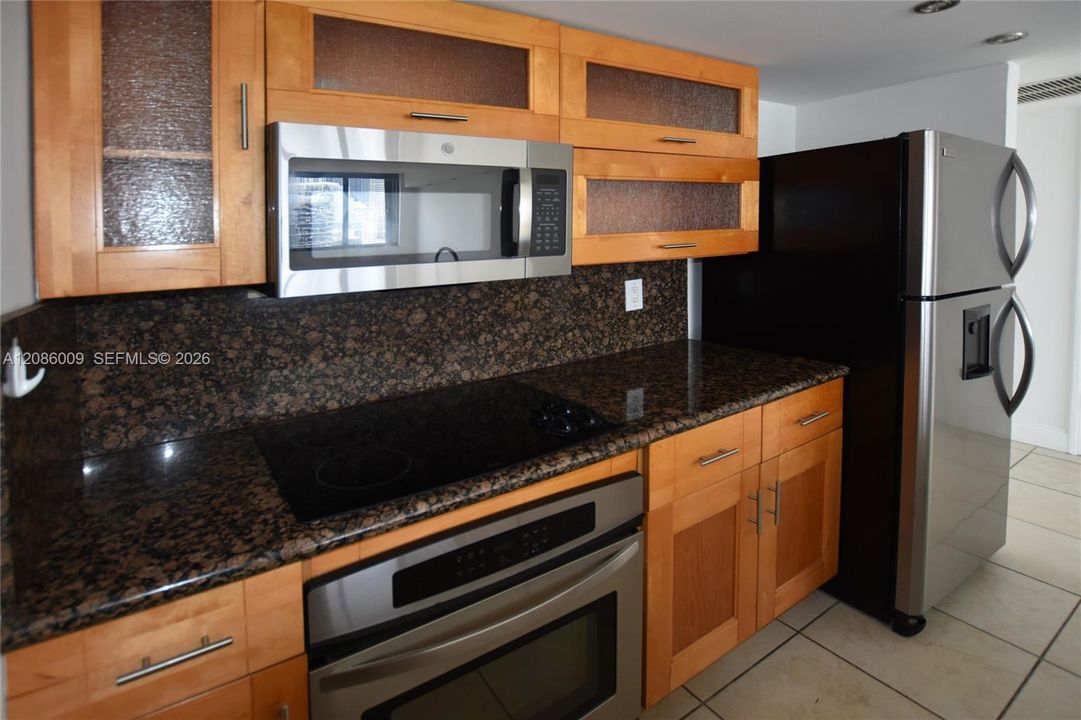 En Renta: $3,550 (2 camas, 2 baños, 950 Pies cuadrados)