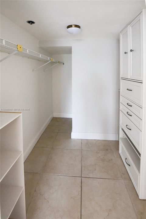 En Renta: $3,550 (2 camas, 2 baños, 950 Pies cuadrados)