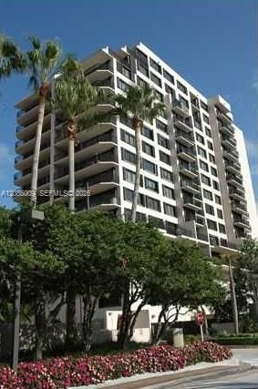 En Renta: $3,550 (2 camas, 2 baños, 950 Pies cuadrados)