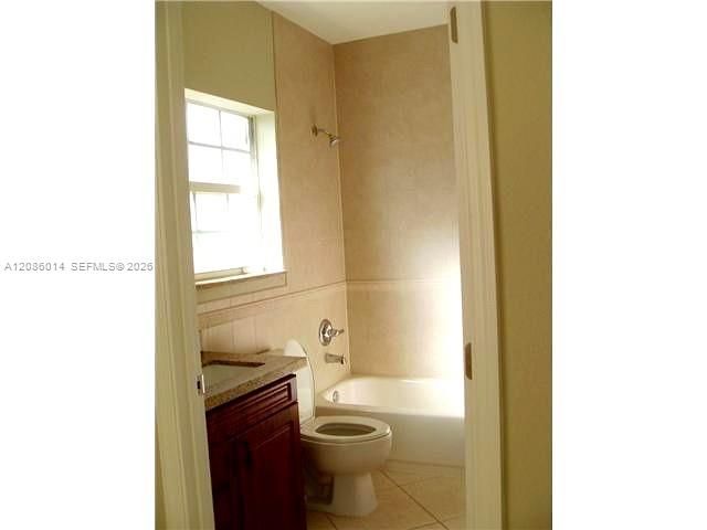 For Sale: $575,000 (4 beds, 3 baths, 1760 Square Feet)