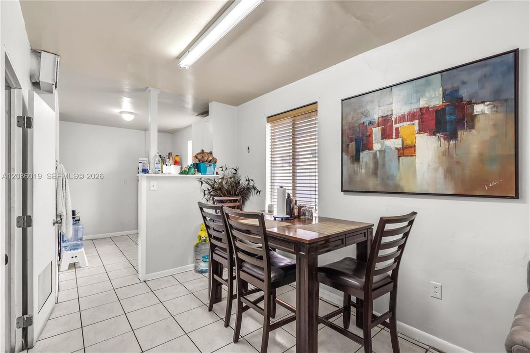 En Venta: $565,000 (0 camas, 0 baños, 1780 Pies cuadrados)